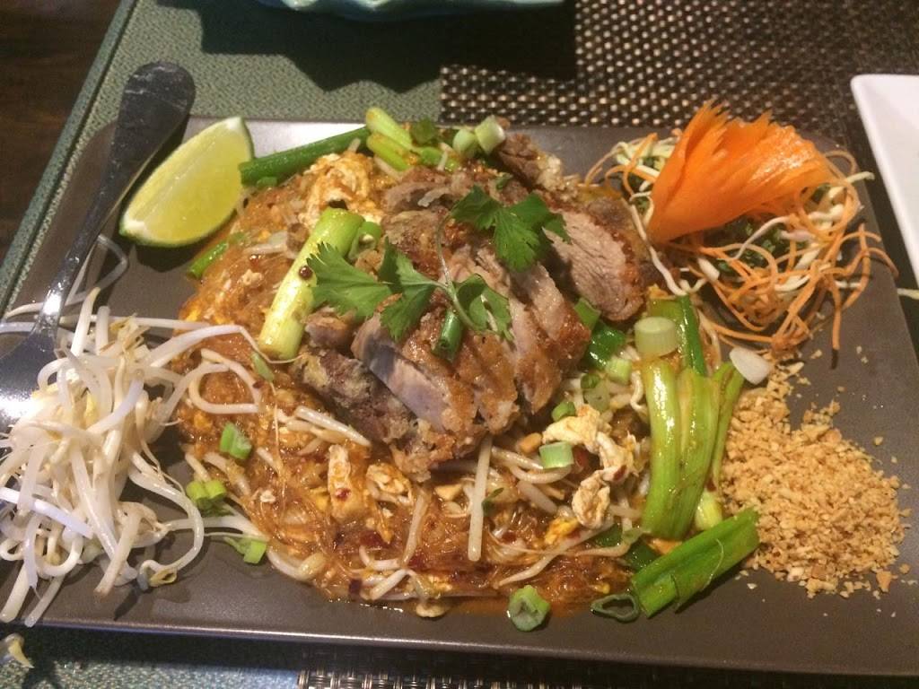 Aloy PatThai Restaurant | restaurant | 4346 Gall Blvd, Zephyrhills, FL 33542, USA | 8133554290 OR +1 813-355-4290
