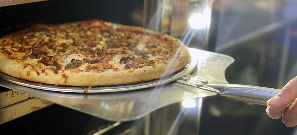 Hangar 54 Pizza | restaurant | 548 N Spring Park Blvd, Mt Vernon, MO 65712, USA | 4174662450 OR +1 417-466-2450