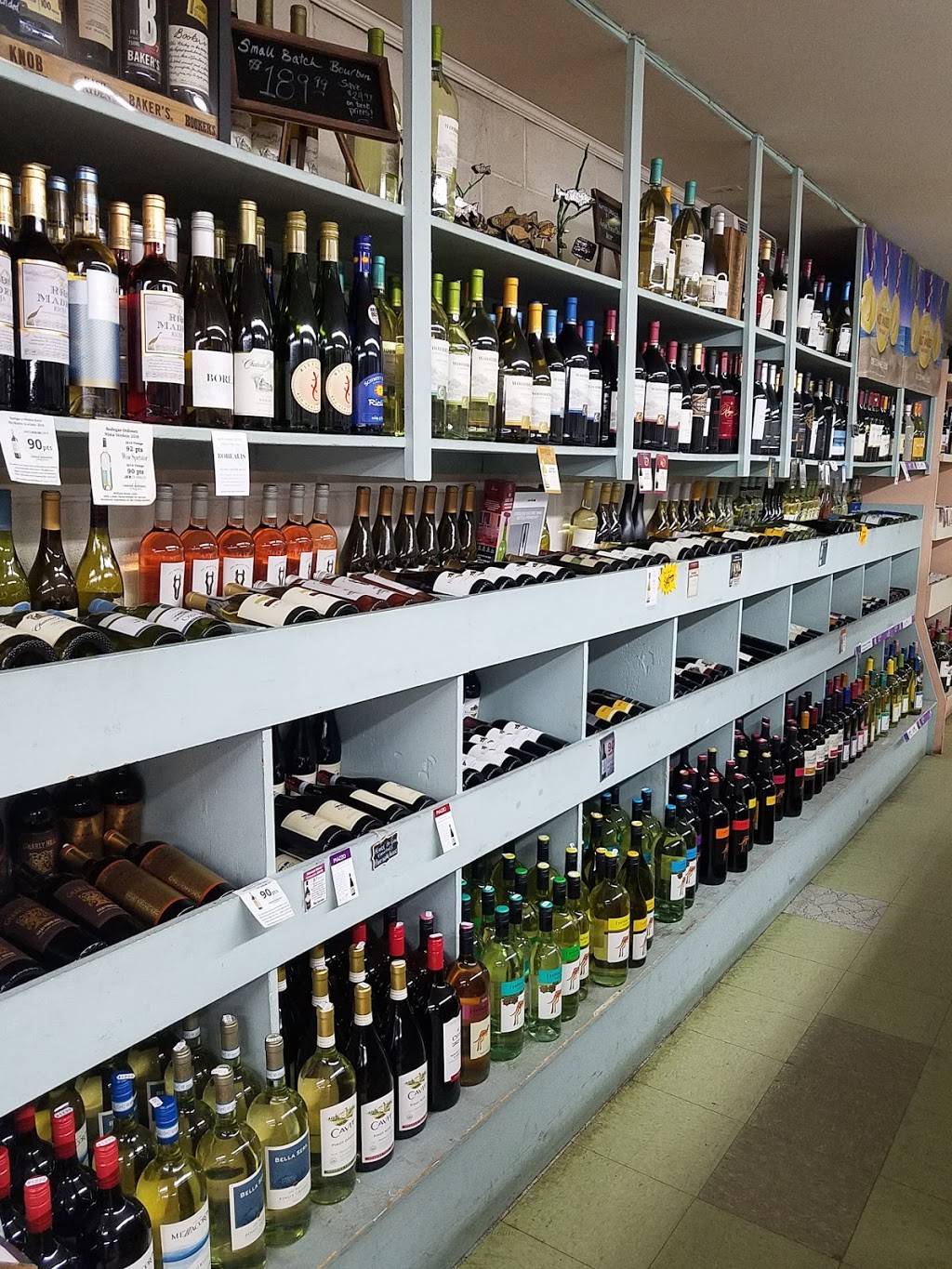 The Plum Creek Market | restaurant | 79 Plum Creek Rd, North East, MD 21901, USA | 4102878474 OR +1 410-287-8474