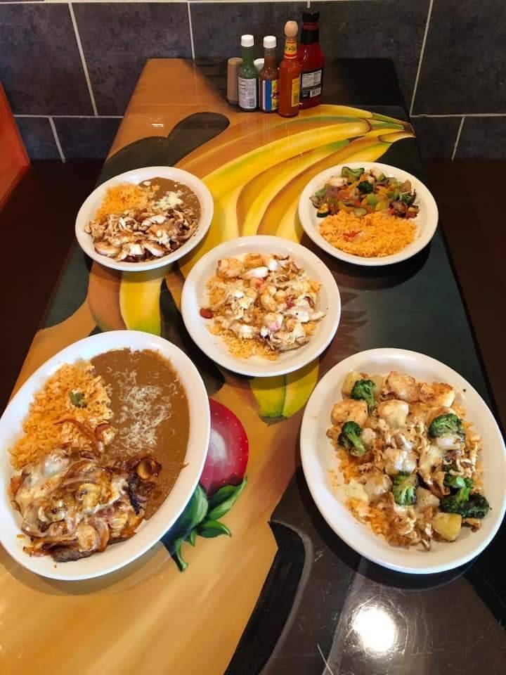 Las Palmas Mexican Grill | restaurant | 608 W Town Center Blvd, Champaign, IL 61822, USA | 2176075695 OR +1 217-607-5695