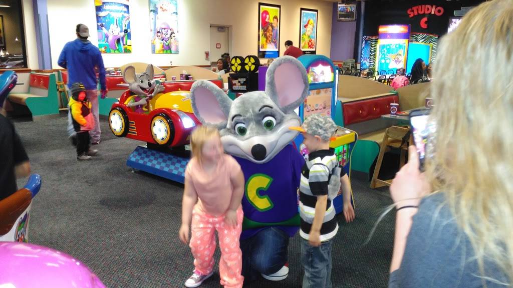 Chuck E. Cheese | restaurant | 2003 W Worley St, Columbia, MO 65203, USA | 5734451728 OR +1 573-445-1728