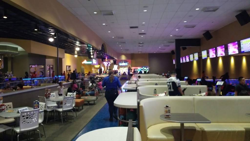 Main Event Shenandoah | restaurant | 19441 I-45, Shenandoah, TX 77385, USA | 2813555511 OR +1 281-355-5511