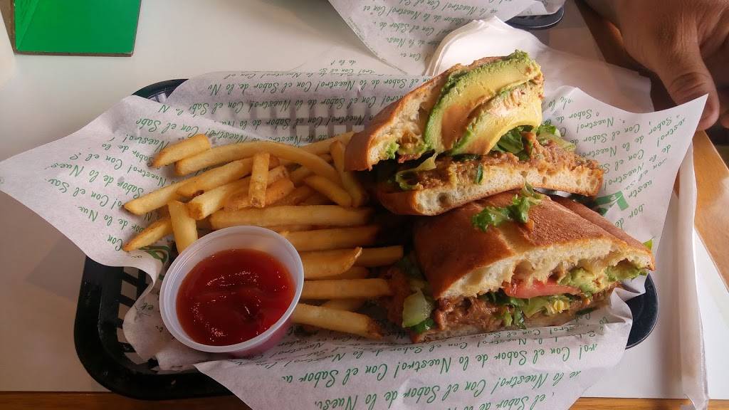 Torta Plaza | restaurant | Calle Reforma 300, Parcelas, 22710 Rosarito, B.C., Mexico | 016616139094 OR +52 661 613 9094