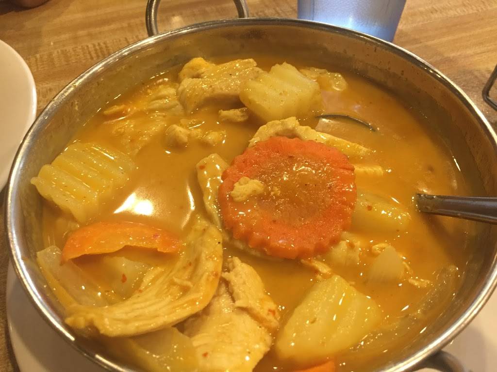 Modern Thai Restaurant | restaurant | 1806, 2557 Via Campo, Montebello, CA 90640, USA | 3237249245 OR +1 323-724-9245