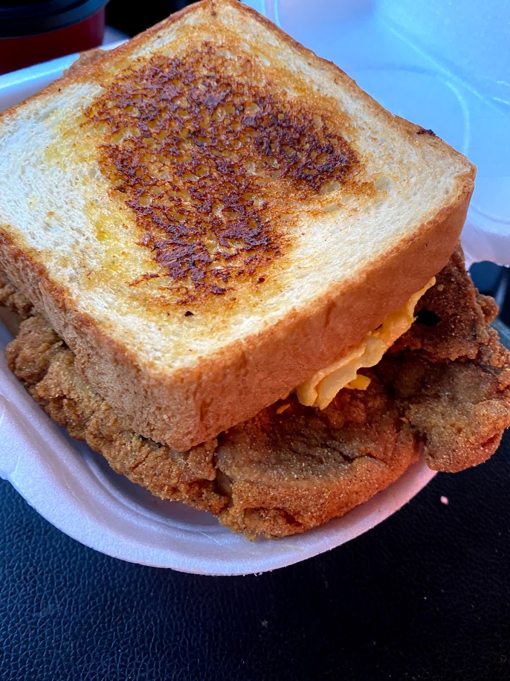 The Whistling Joint | restaurant | 1801 Delowe Dr SW, Atlanta, GA 30311, USA | 6789730164 OR +1 678-973-0164