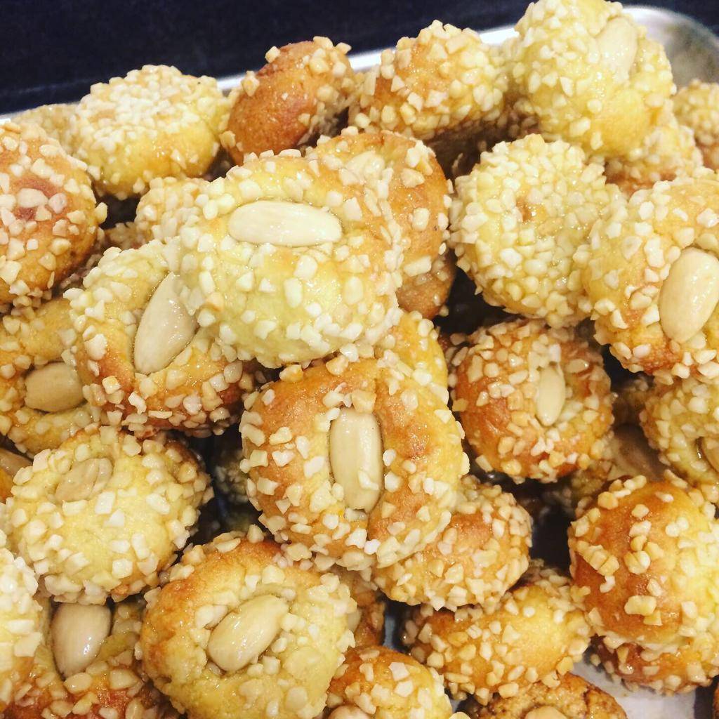 Patisserie Délices dAuteuill | restaurant | 4761 Boulevard des Laurentides, Laval, QC H7K 2Z6, Canada | 4506226000 OR +1 450-622-6000