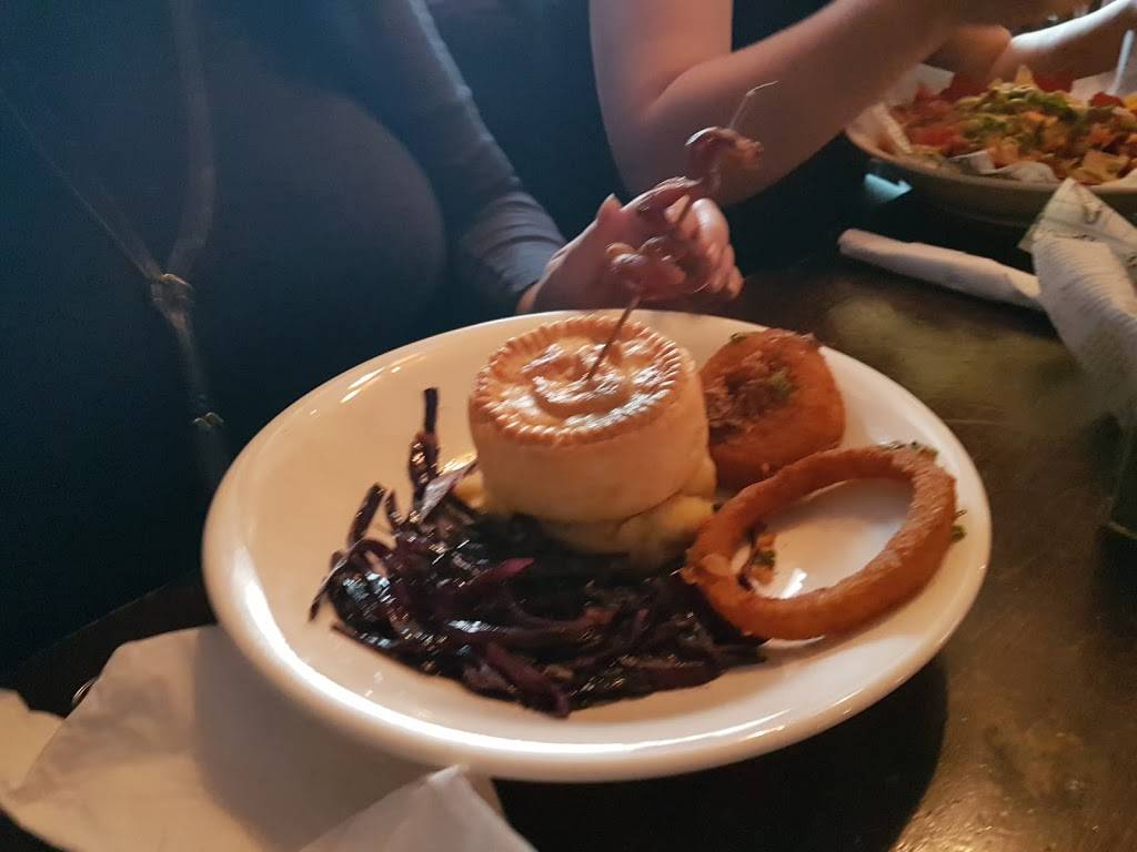 Tir Nan Og | restaurant | 200 Ontario St, Kingston, ON K7L 2Y9, Canada | 6135447474 OR +1 613-544-7474