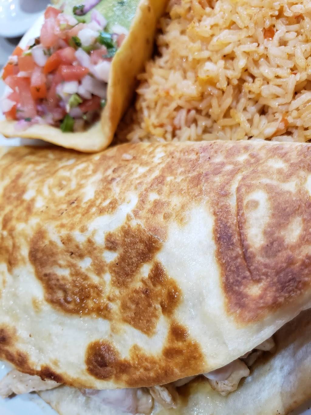 Campesinos Grill | restaurant | 1170 N Wooster Ave, Strasburg, OH 44680, USA | 3308780200 OR +1 330-878-0200