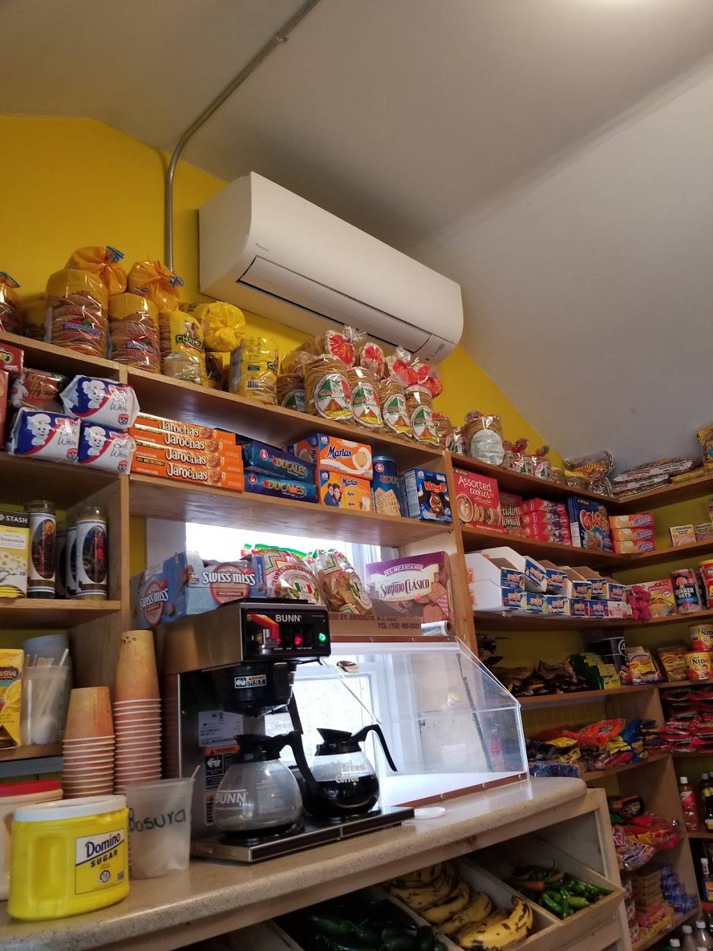 Taqueria Mi Pueblito | restaurant | 1819, 204 E Montauk Hwy, Hampton Bays, NY 11946, USA | 6315941463 OR +1 631-594-1463