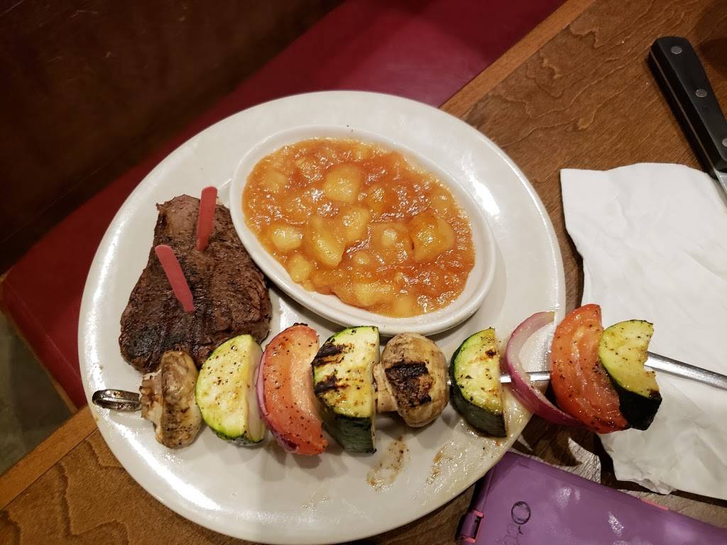 Logans Roadhouse | restaurant | 910 7th St W, Tifton, GA 31794, USA | 2293860461 OR +1 229-386-0461