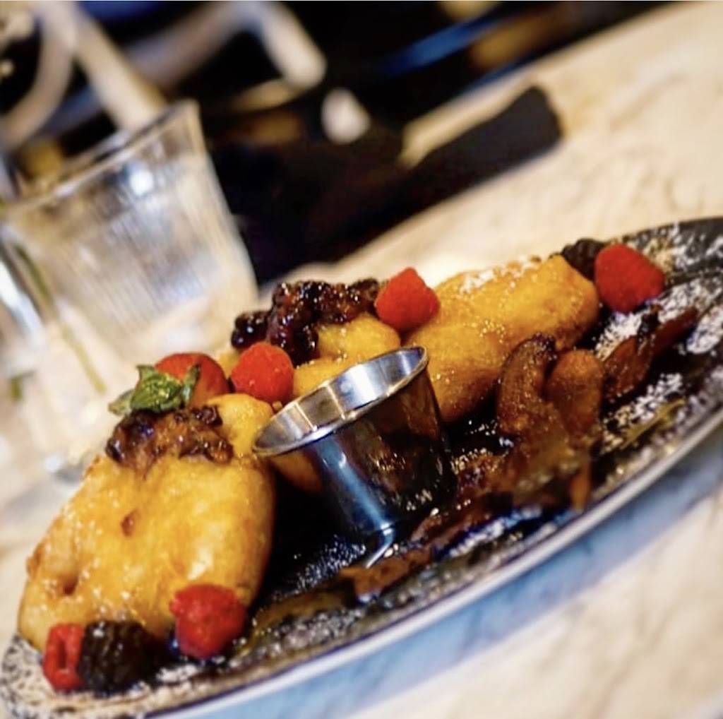 Upper Kirby Bistro | restaurant | 2736 Virginia St, Houston, TX 77098, USA | 8328317489 OR +1 832-831-7489