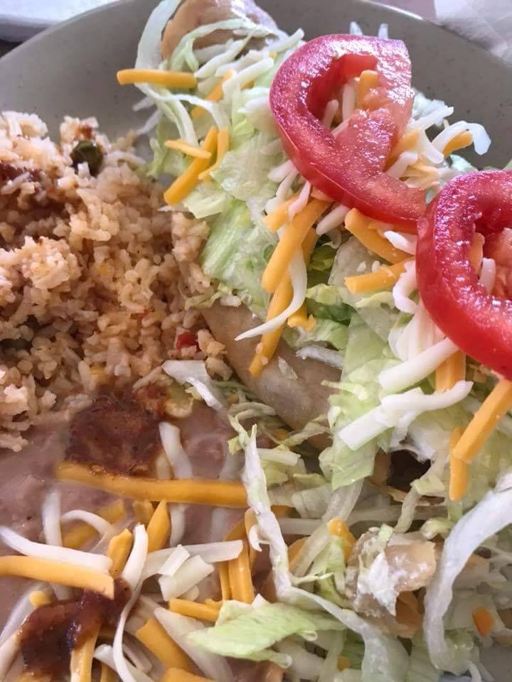 Loncheria La Paloma | restaurant | 333 Cooper Rd, Oxnard, CA 93030, USA | 8054838013 OR +1 805-483-8013