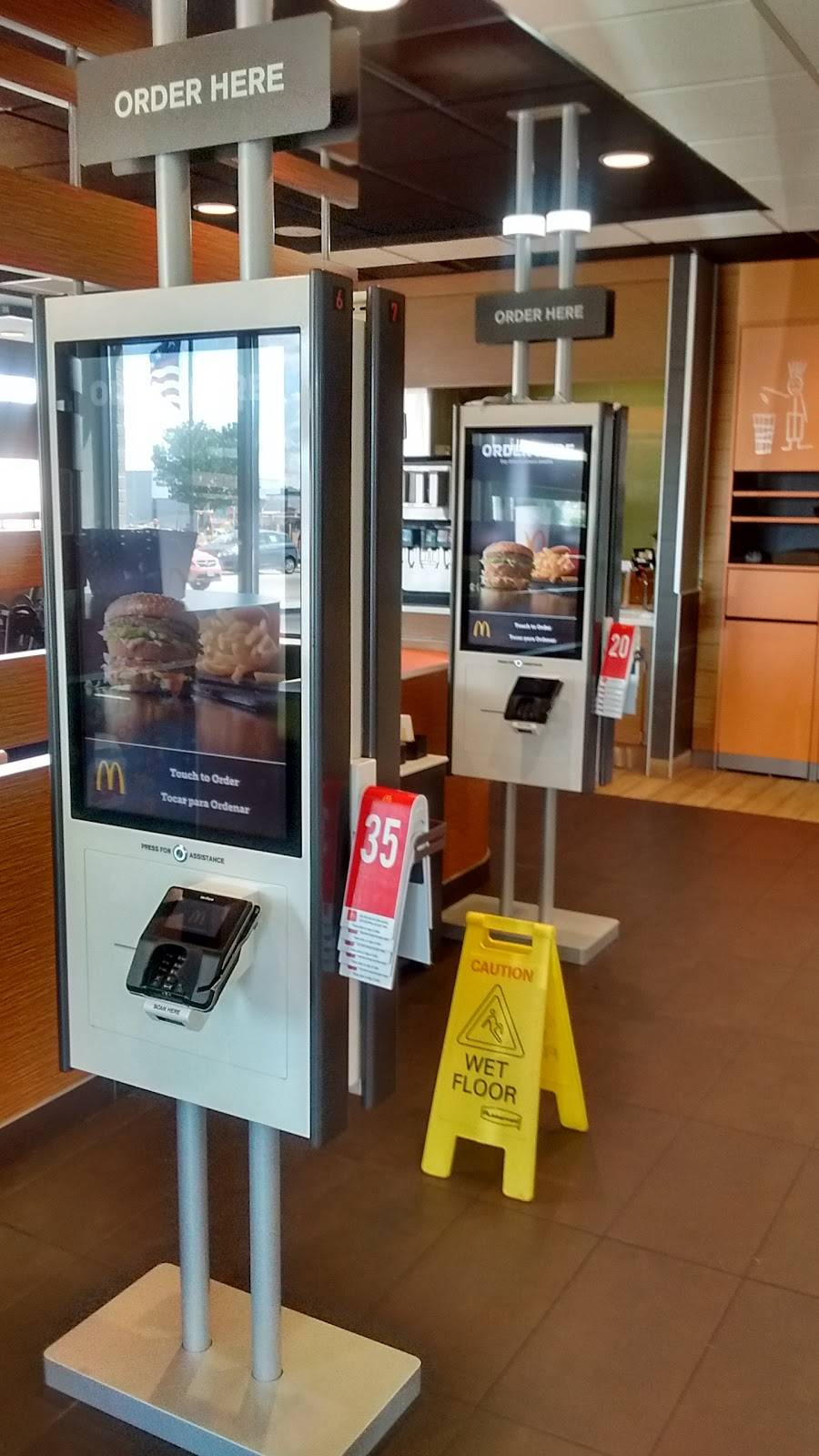 McDonalds | cafe | 1244 Geneva St, Delavan, WI 53115, USA | 2627288101 OR +1 262-728-8101