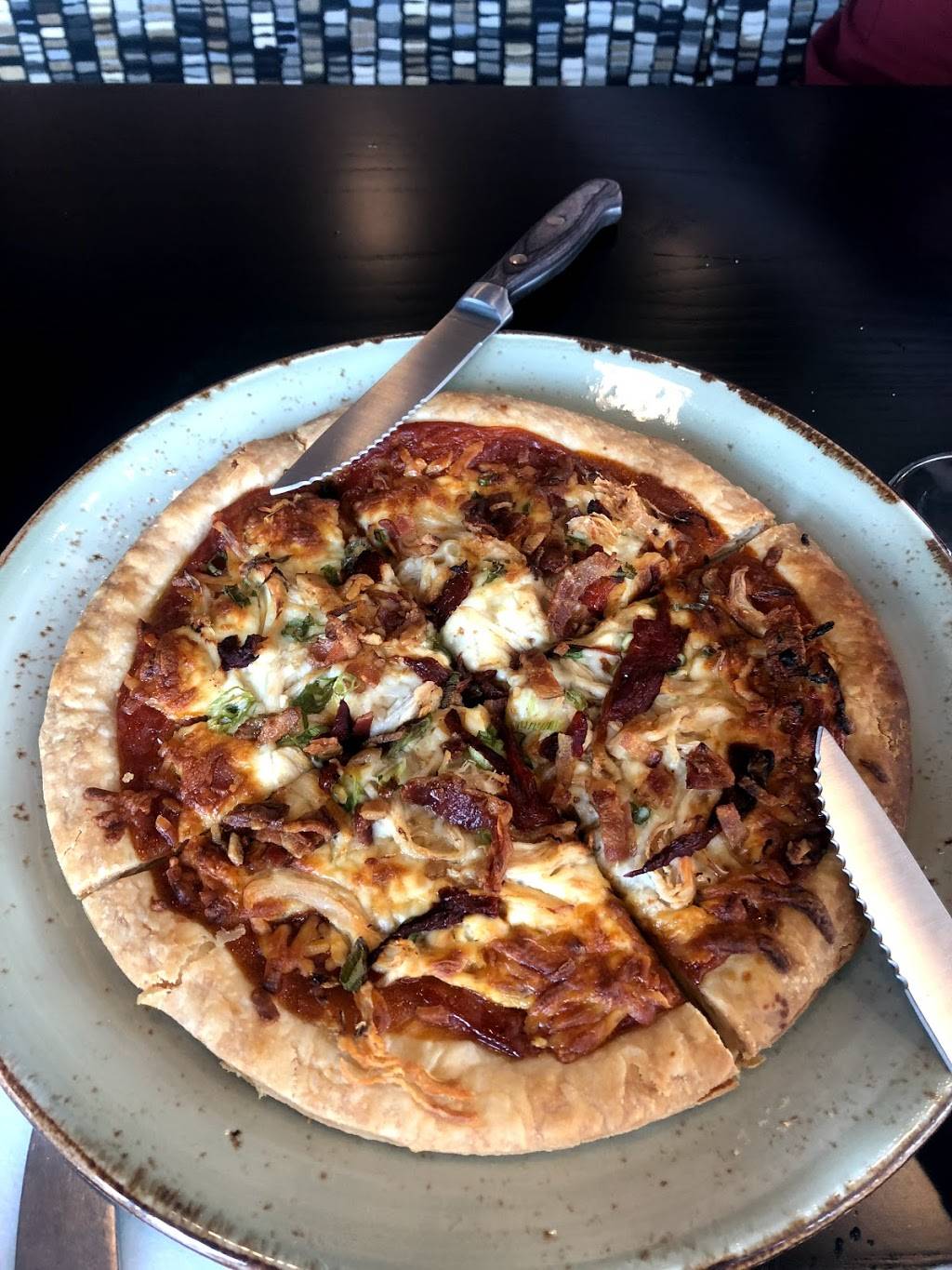 Resto-Bar Le Brasier 1908 | restaurant | 225 Rue Saint Georges, Trois-Rivières, QC G9A 2K1, Canada | 8733871908 OR +1 873-387-1908