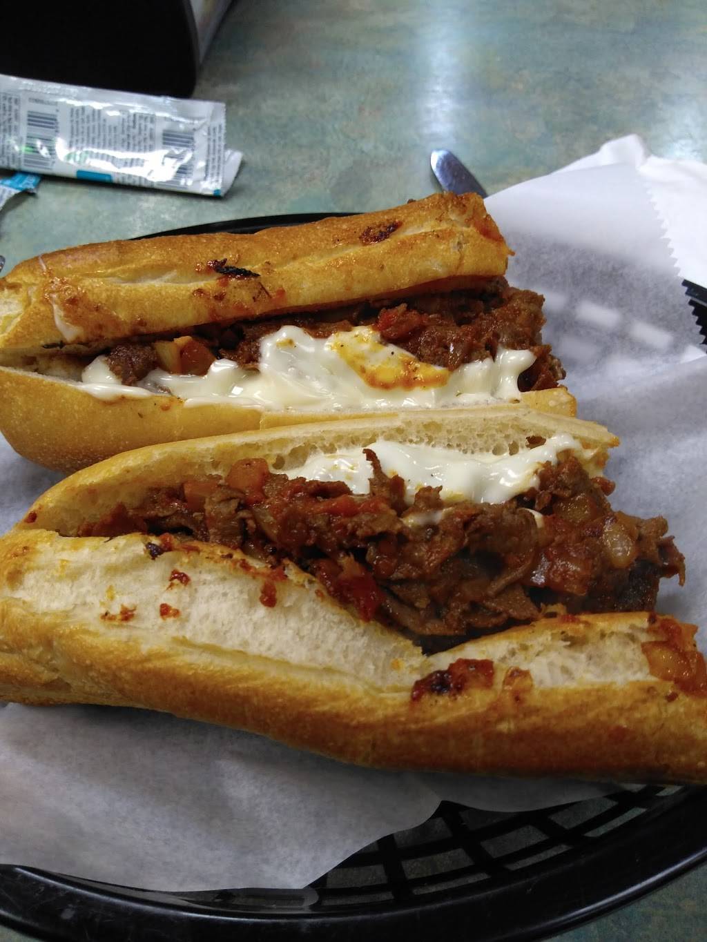 Italian Delight | restaurant | 490 Bow Creek Rd, Grantville, PA 17028, USA | 7174692800 OR +1 717-469-2800