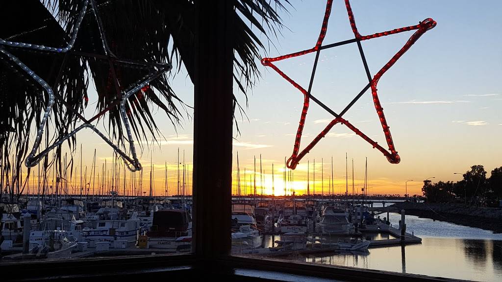 Galley At the Marina | restaurant | 550 Marina Pkwy, Chula Vista, CA 91910, USA | 6194225714 OR +1 619-422-5714
