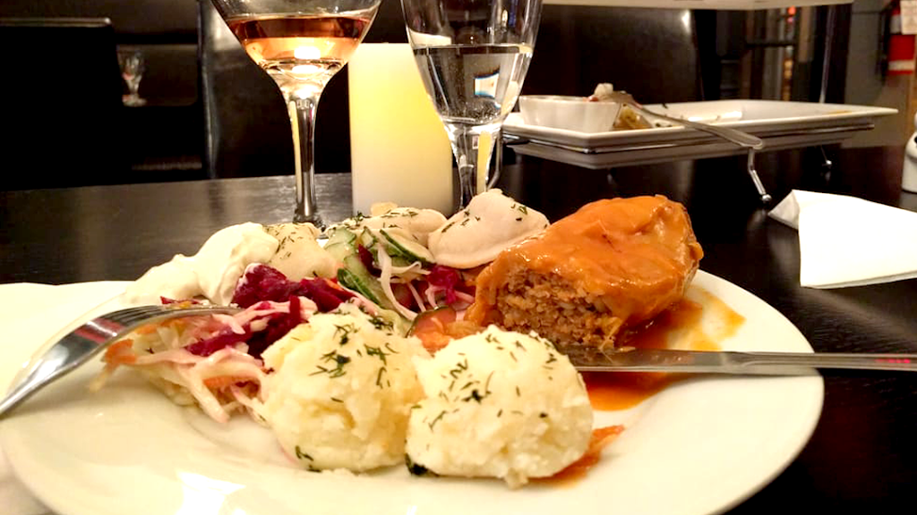 Kovalsky Restaurant | restaurant | 667 The Queensway, Etobicoke, ON M8Y 1K8, Canada | 4162016999 OR +1 416-201-6999