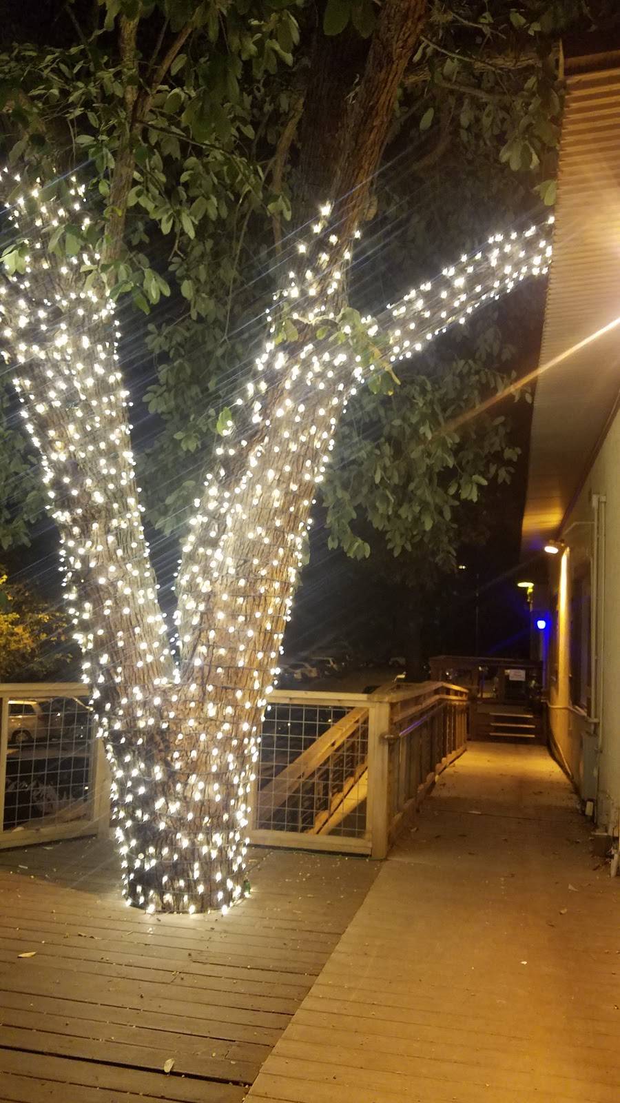 The Alley On Bitters | shopping mall | 555 W Bitters Rd, Hill Country Village, TX 78232xvbvckbv ccc hj, North Central, TX 78232, USA | 2106388754 OR +1 210-638-8754