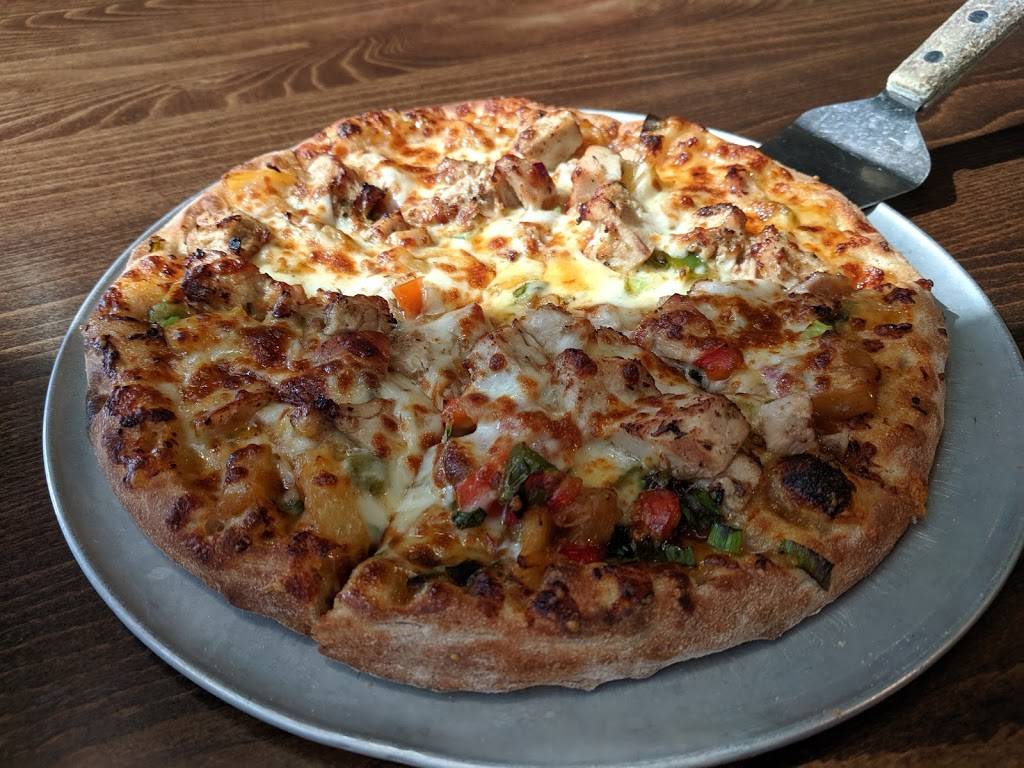 Pizza Luce | meal delivery | 2200 E Franklin Ave, Minneapolis, MN 55404, USA | 6123322535 OR +1 612-332-2535