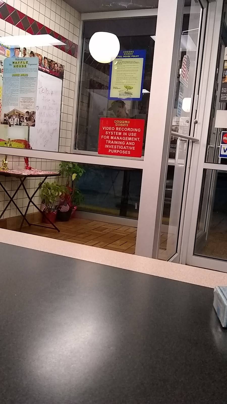 Waffle House | restaurant | Brentwood Cir, Covington, GA 30014, USA | 7707843854 OR +1 770-784-3854