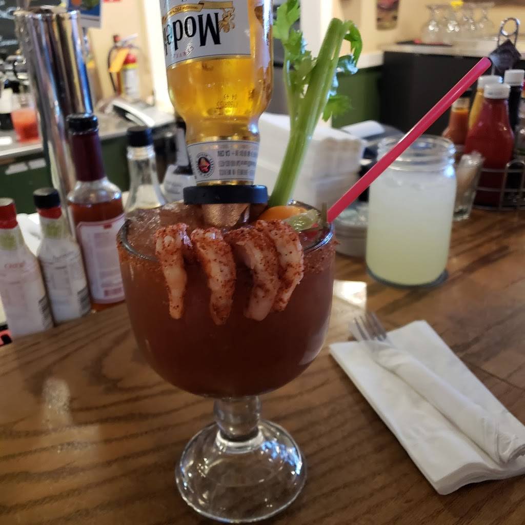 Grillin & Chillin Roadhouse | restaurant | 3650 San Juan Rd, Hollister, CA 95023, USA | 8316361010 OR +1 831-636-1010