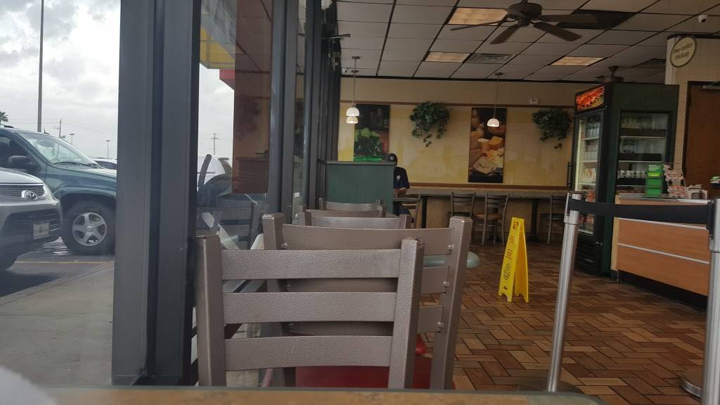 Subway Restaurants | restaurant | 6755 Hillcroft #C Bellaire Hillcroft S/C, Houston, TX 77081, USA | 7137761898 OR +1 713-776-1898