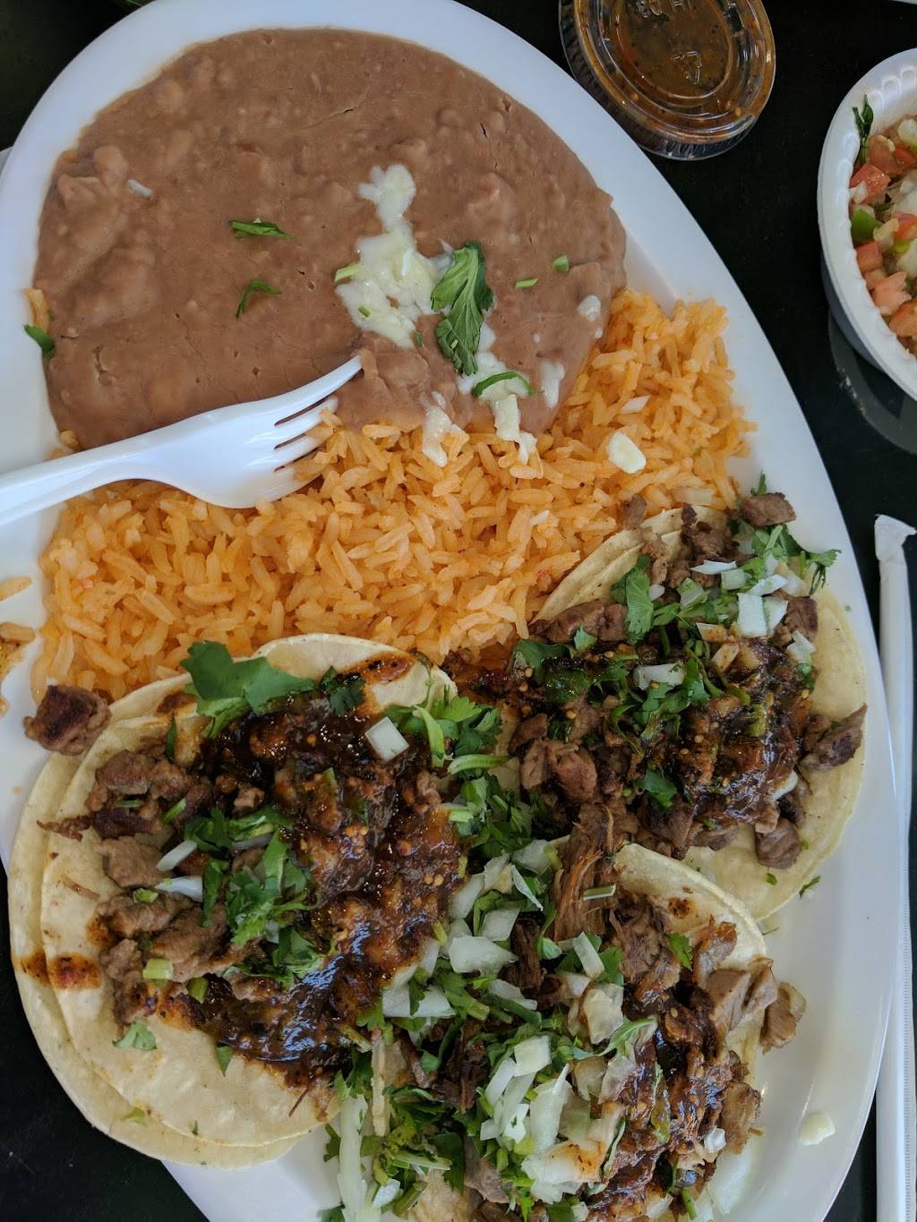 Taqueria El Tapatio #1 | restaurant | 22746 Saticoy St, West Hills, CA 91307, USA | 8189923284 OR +1 818-992-3284