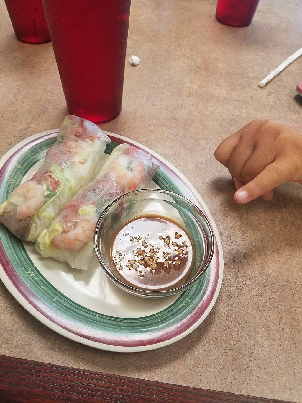 VK Noodle House | restaurant | 2941 Bienville Blvd, Ocean Springs, MS 39564, USA | 2288721444 OR +1 228-872-1444