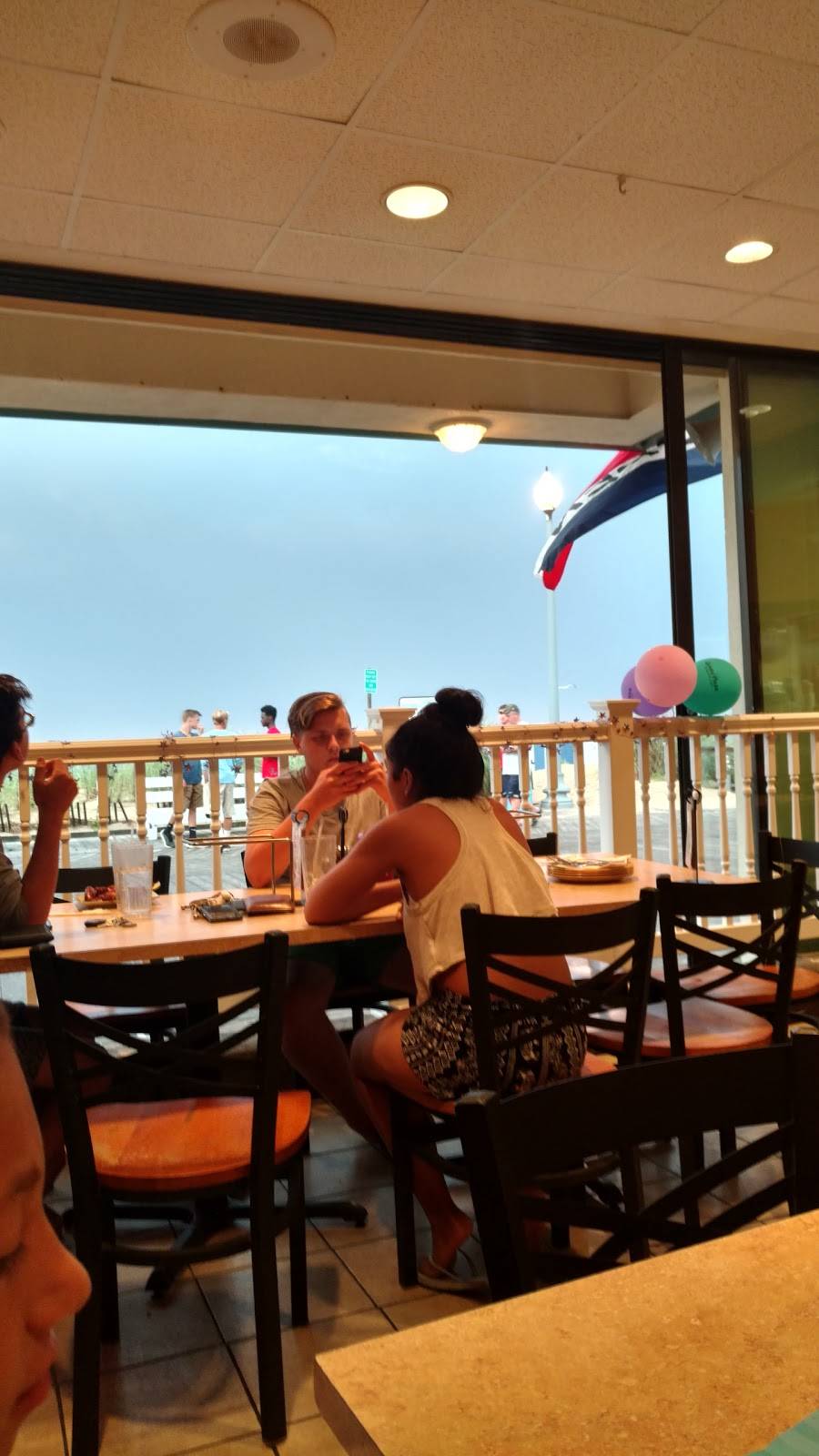 Grotto Pizza | restaurant | 17 Surf Ave, Rehoboth Beach, DE 19971, USA | 3022273601 OR +1 302-227-3601