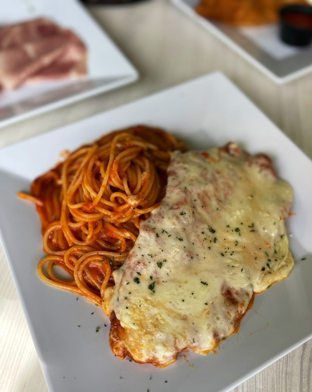 Victors Pizza Cafe | restaurant | 10160 Forest Hill Blvd Suite 110, Wellington, FL 33414, USA | 5615593201 OR +1 561-559-3201