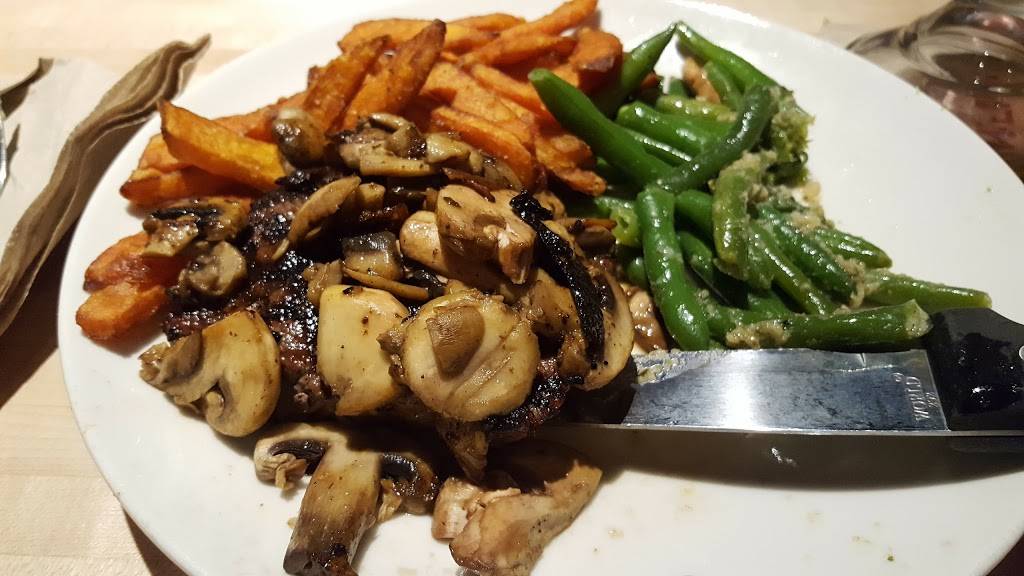 Applebees Grill + Bar | restaurant | 3569 N Vermilion St, Danville, IL 61832, USA | 2174464182 OR +1 217-446-4182