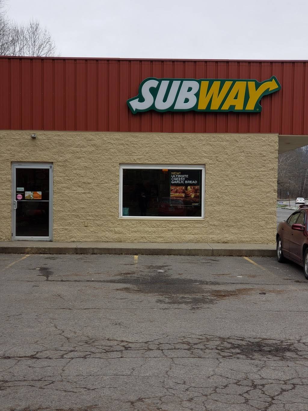 Subway | restaurant | 3300 Husky Hwy, Farmington, WV 26571, USA | 3048256117 OR +1 304-825-6117