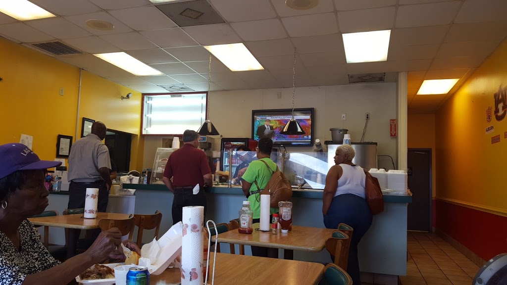 Backyard Cafe | restaurant | 3211 Moffett Rd, Mobile, AL 36607, USA | 2514734739 OR +1 251-473-4739