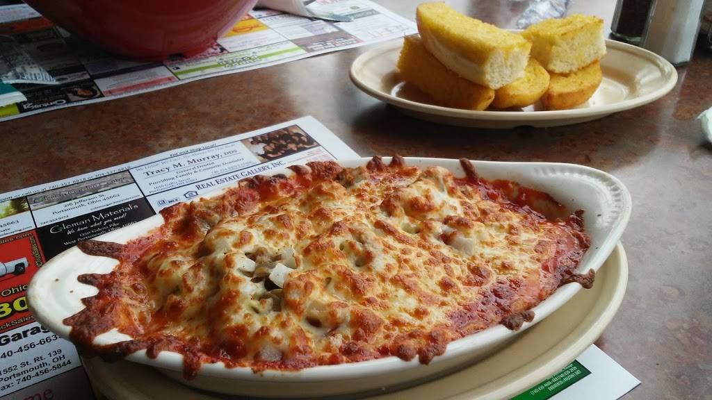 Freds Restaurant | restaurant | 8228 Ohio River Rd, Wheelersburg, OH 45694, USA | 7405742507 OR +1 740-574-2507