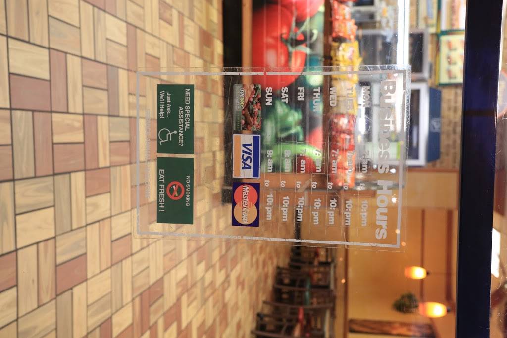 Subway Restaurants | restaurant | 4615 Lebanon Rd, Hermitage, TN 37076, USA | 6158834433 OR +1 615-883-4433