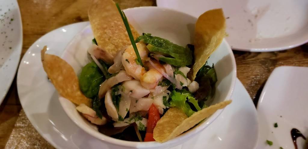 Sal & Pimienta Kitchen | restaurant | 818 Town and Country Blvd #105, Houston, TX 77024, USA | 8328490097 OR +1 832-849-0097