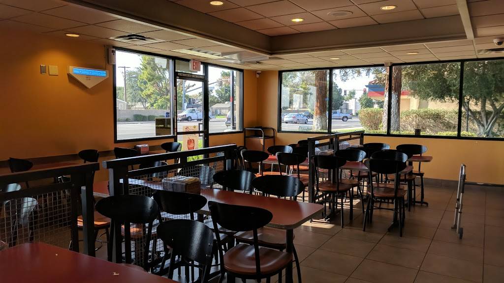 Jack in the Box | restaurant | 3350 Stine Rd, Bakersfield, CA 93309, USA | 6613976872 OR +1 661-397-6872