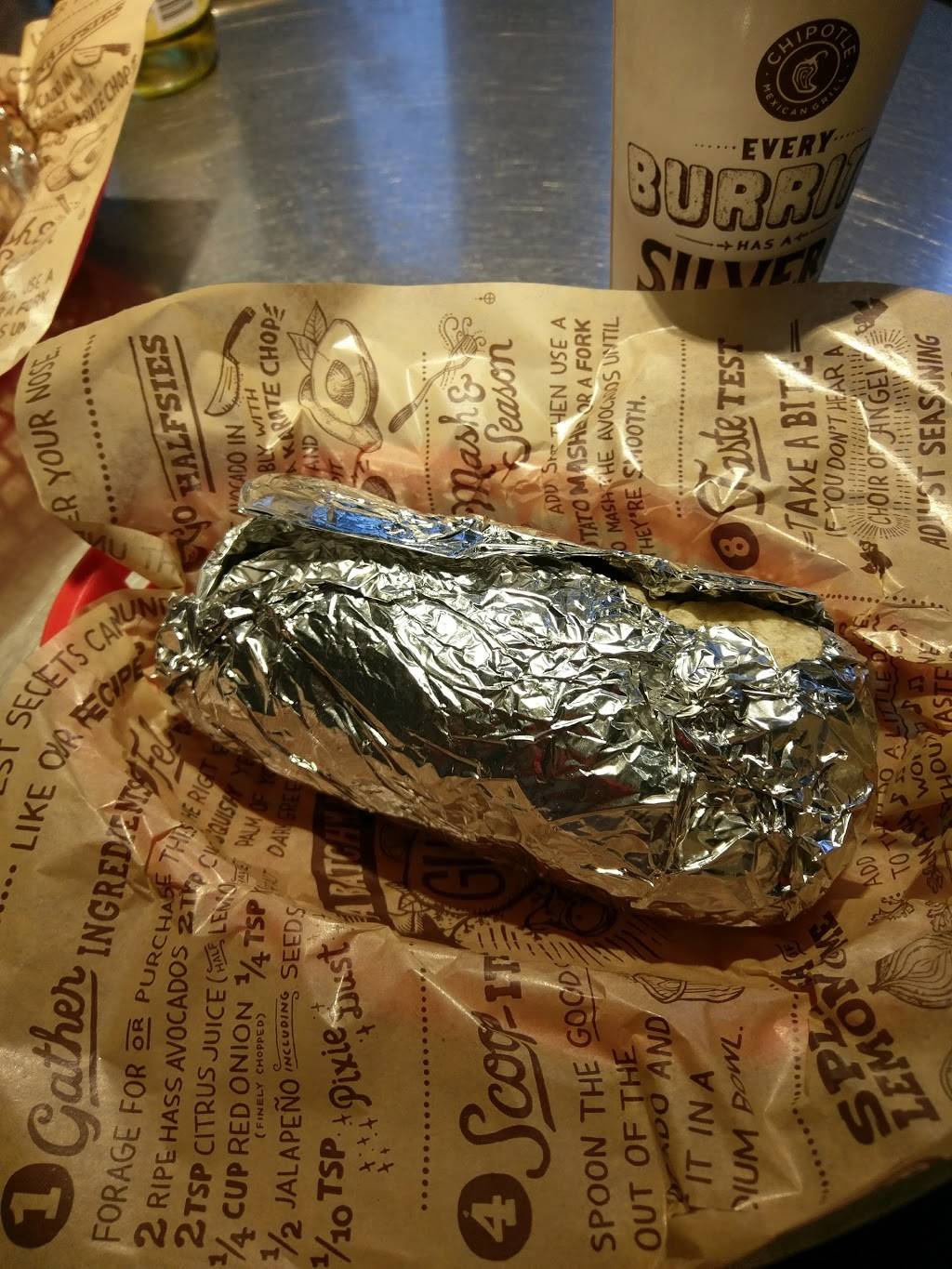 Chipotle Mexican Grill | restaurant | 1629 Connecticut Ave NW Ste 2, Washington, DC 20009, USA | 2023878261 OR +1 202-387-8261