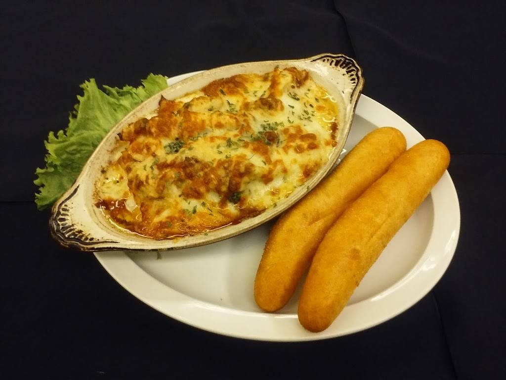 Shays Restaurant and Lounge | restaurant | 1500 E College Dr, Marshall, MN 56258, USA | 5075323221 OR +1 507-532-3221