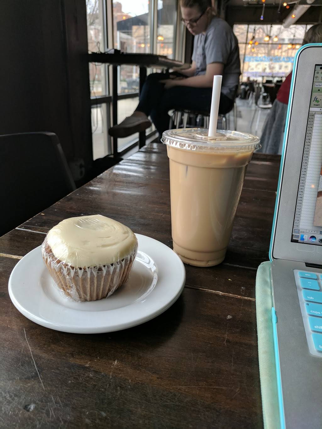 Purple Onion Café & Catering | cafe | 1301 University Ave SE #1, Minneapolis, MN 55414, USA | 6123152629 OR +1 612-315-2629