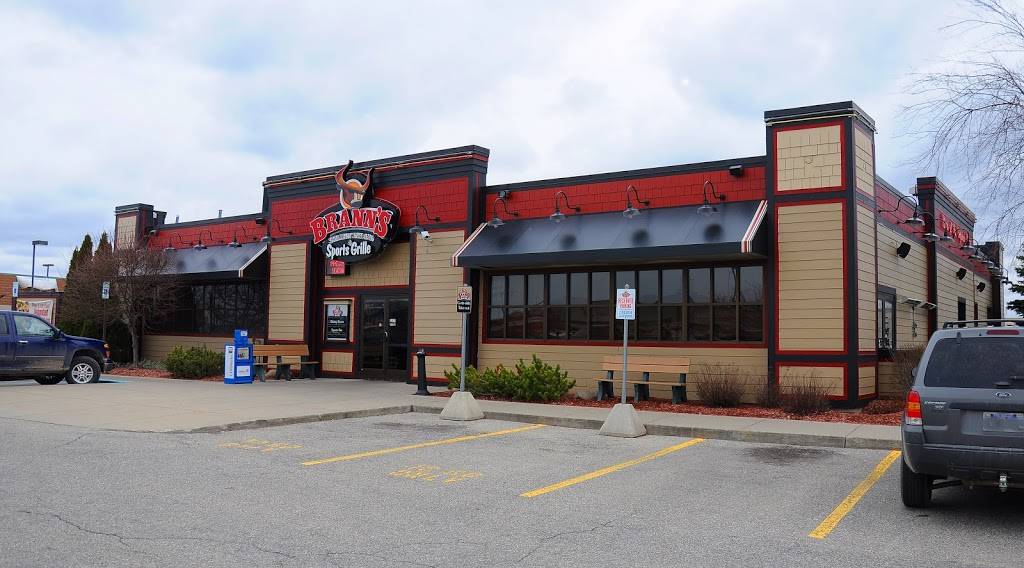 Branns Steakhouse & Grille | restaurant | 5510 Harvey St, Muskegon, MI 49444, USA | 2317981399 OR +1 231-798-1399