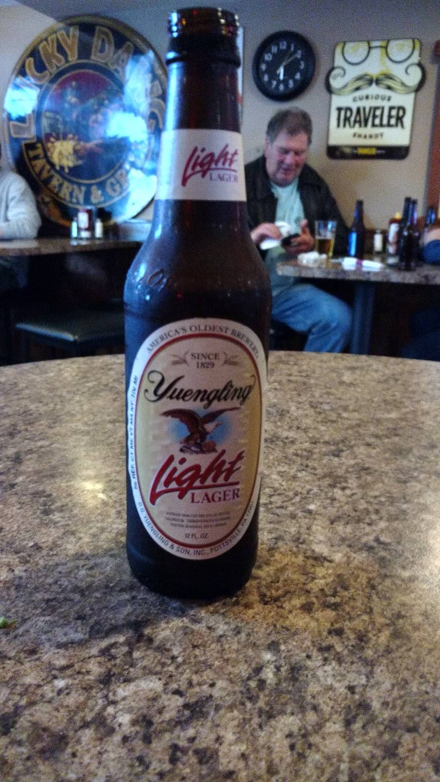 Lucky Dawg Tavern & Grill | restaurant | 242 Mattakeesett St, Pembroke, MA 02359, USA | 7812933600 OR +1 781-293-3600