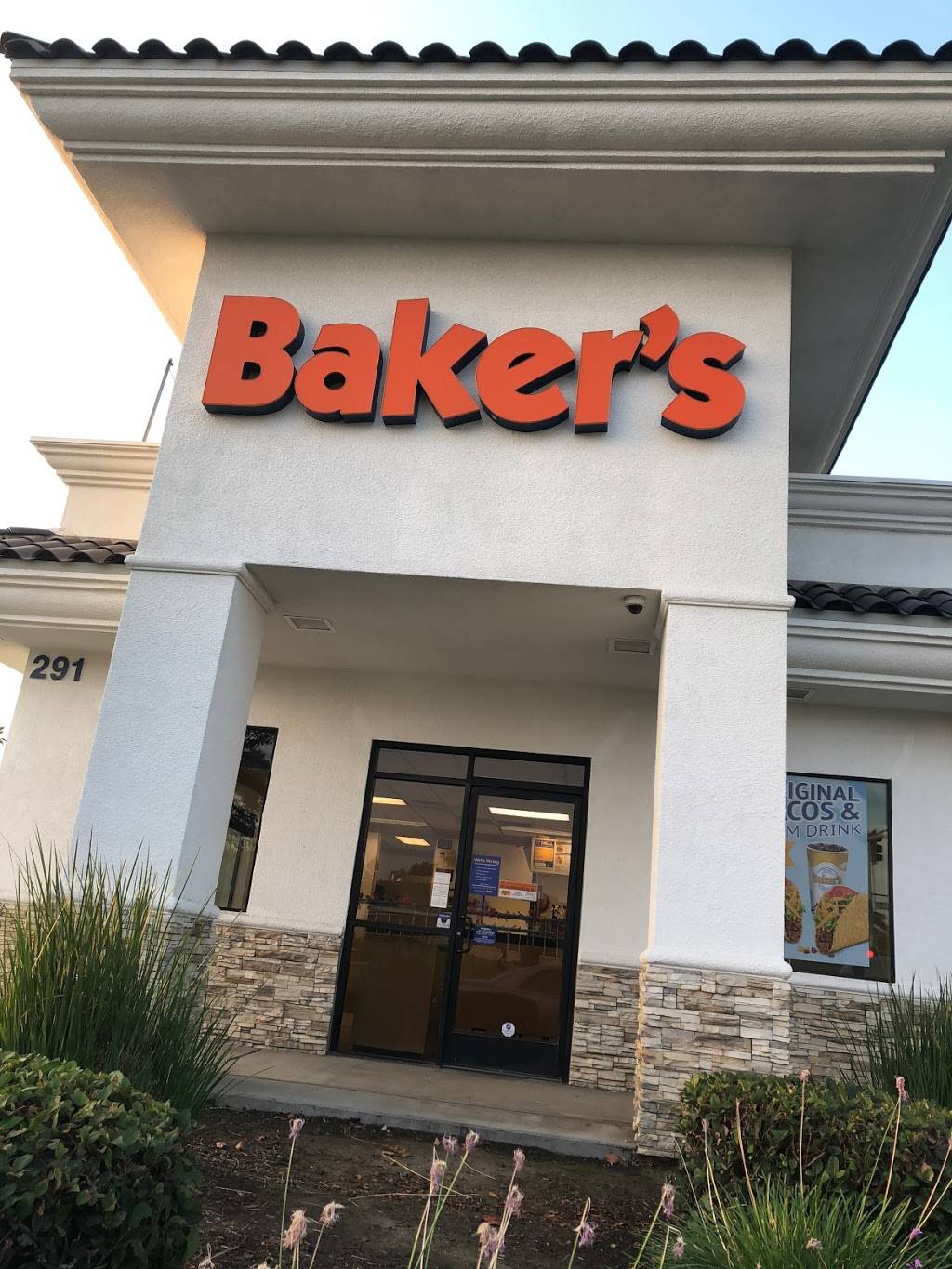Bakers Drive-Thru | restaurant | 291 W Baseline Rd, Rialto, CA 92376, USA | 9098845233 OR +1 909-884-5233