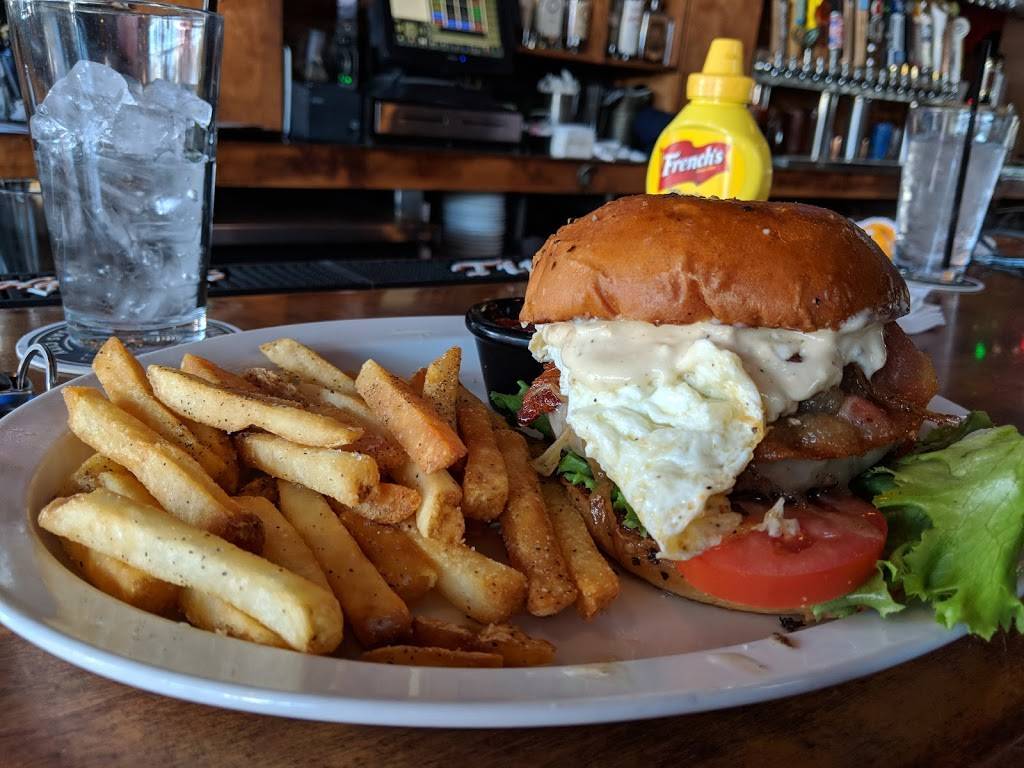 Tower Tavern | restaurant | 401 E 31st St, Kansas City, MO 64108, USA | 8169319300 OR +1 816-931-9300