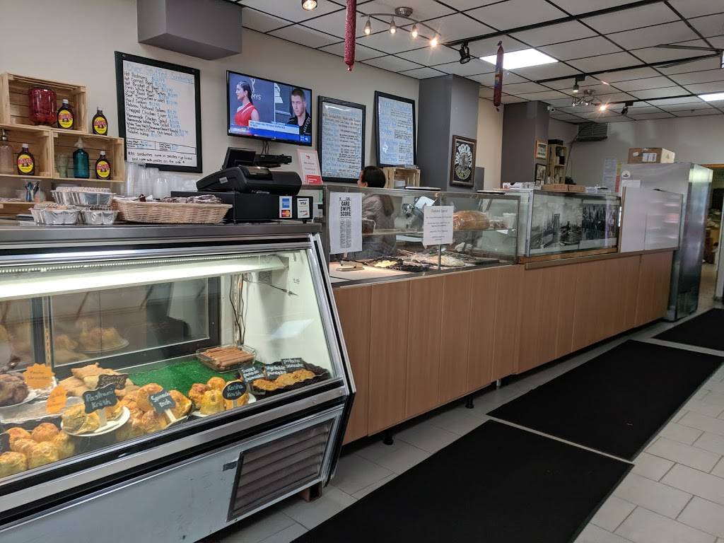 Pastrami Plus | restaurant | 916 Hempstead Turnpike, Franklin Square, NY 11010, USA | 5165026663 OR +1 516-502-6663