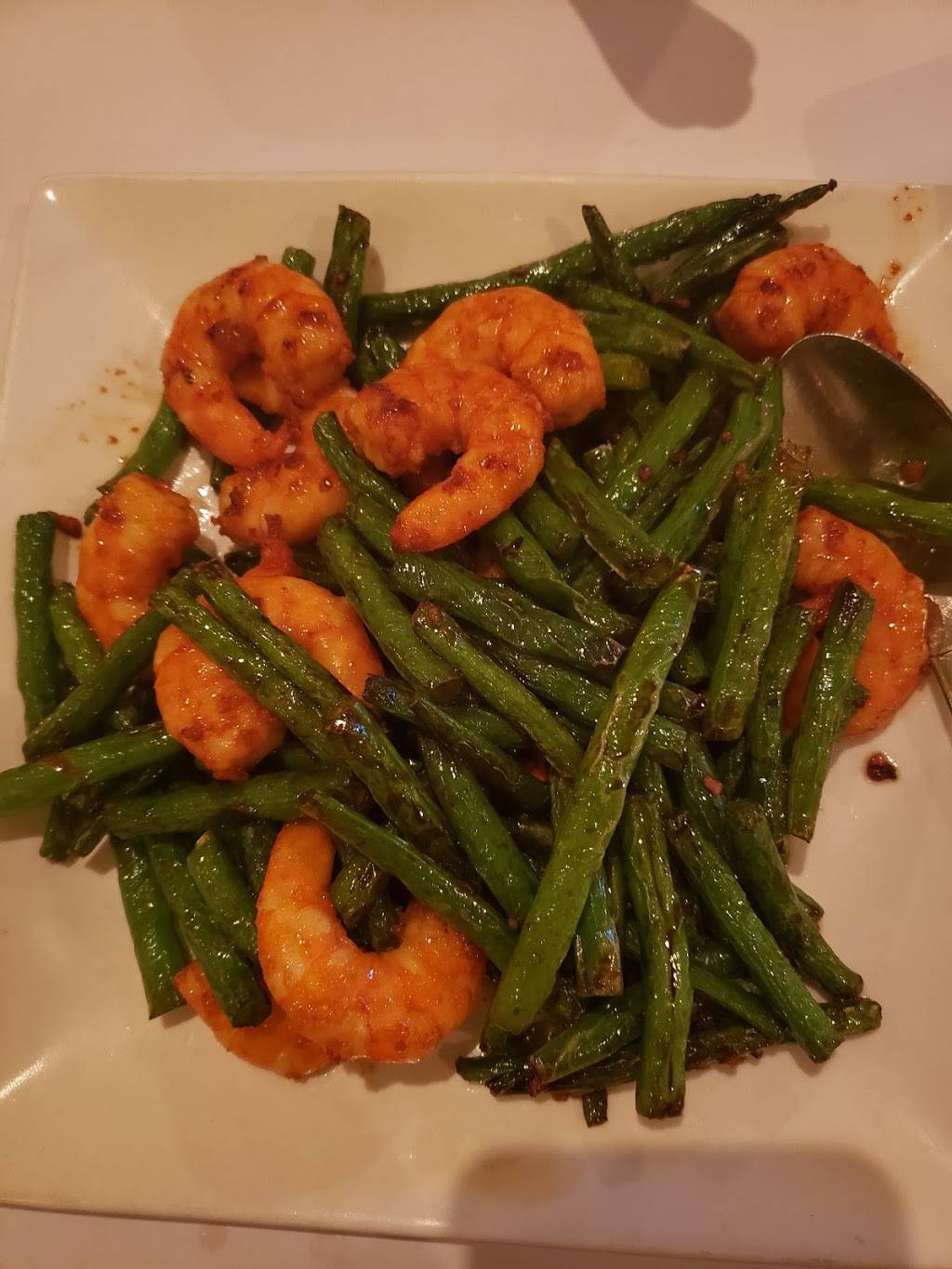 Shangri La China Bistro Restaurant | restaurant | 1300 McHenry Ave, Modesto, CA 95350, USA | 2095297968 OR +1 209-529-7968