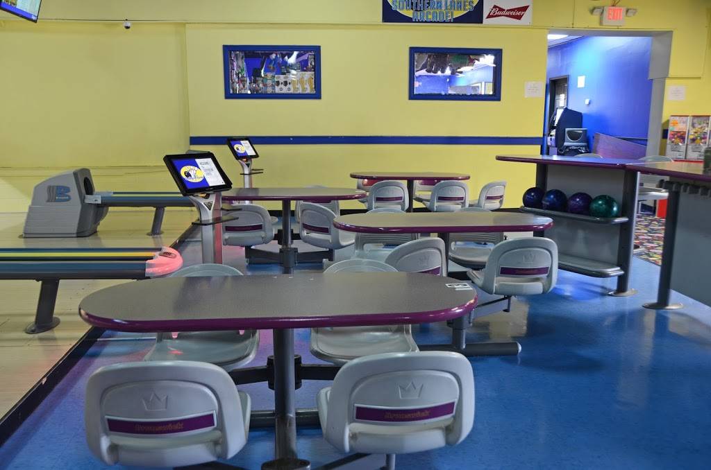 Southern Lanes | meal takeaway | 3001 Canton St, Hopkinsville, KY 42240, USA | 2708742265 OR +1 270-874-2265