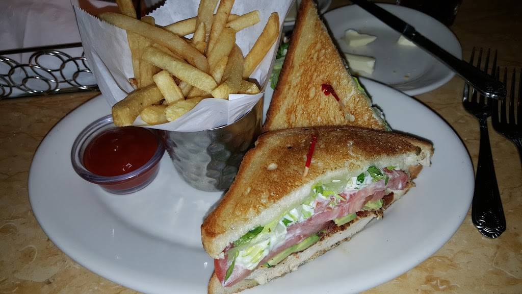 The Cheesecake Factory | restaurant | 200 E Via Rancho Pkwy Ste 370, Escondido, CA 92025, USA | 7607432253 OR +1 760-743-2253