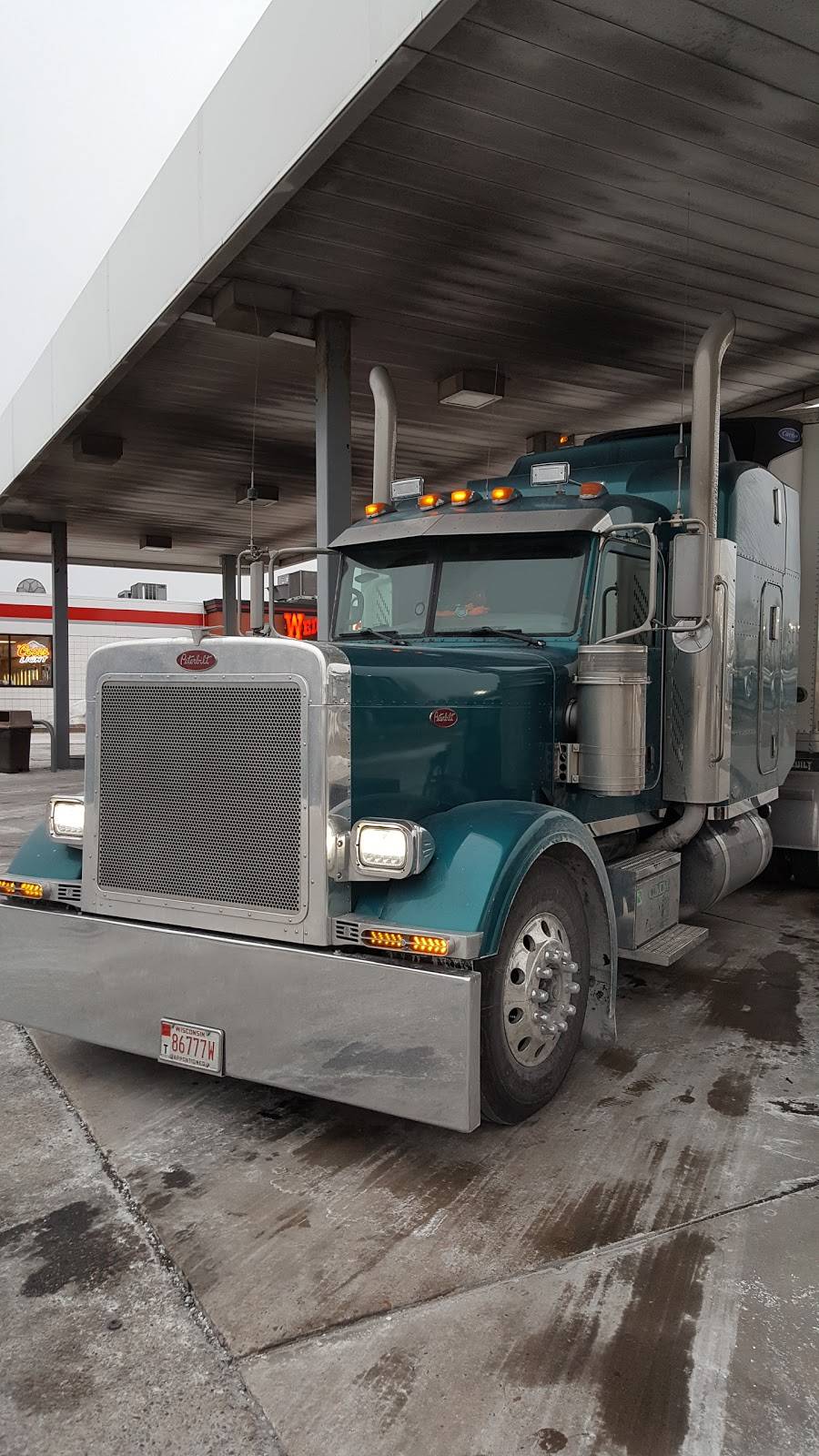 Citgo Auto Truck Plaza | restaurant | 611 S Sylvania Ave, Sturtevant, WI 53177, USA | 2628862738 OR +1 262-886-2738