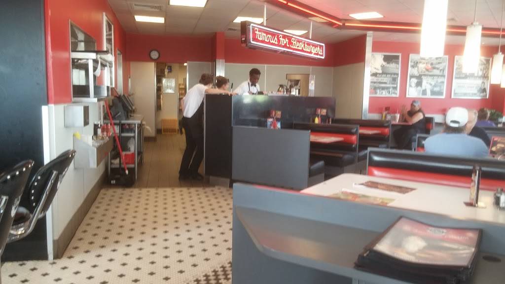 Steak n Shake | restaurant | 2202 W Southport Rd, Indianapolis, IN 46217, USA | 3178840082 OR +1 317-884-0082